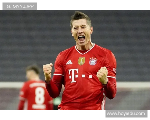 莱万欧冠表现惊艳10场打入12球射手榜领先稳获金靴