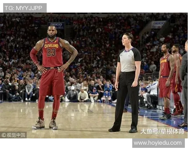 蓝网与76人激战正酣谁能在这场对决中笑到最后